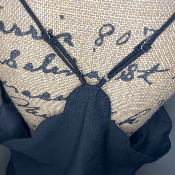 J.Crew scalloped tank top - Picture 3 of 4